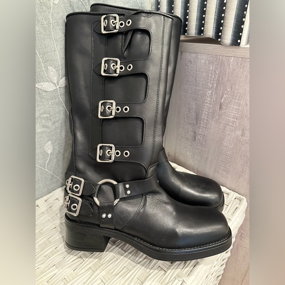 Steve Madden Shoes - Steve Madden Women's Rocky Stomper Moto Leather Lug Boot in Black 9.5 NWT